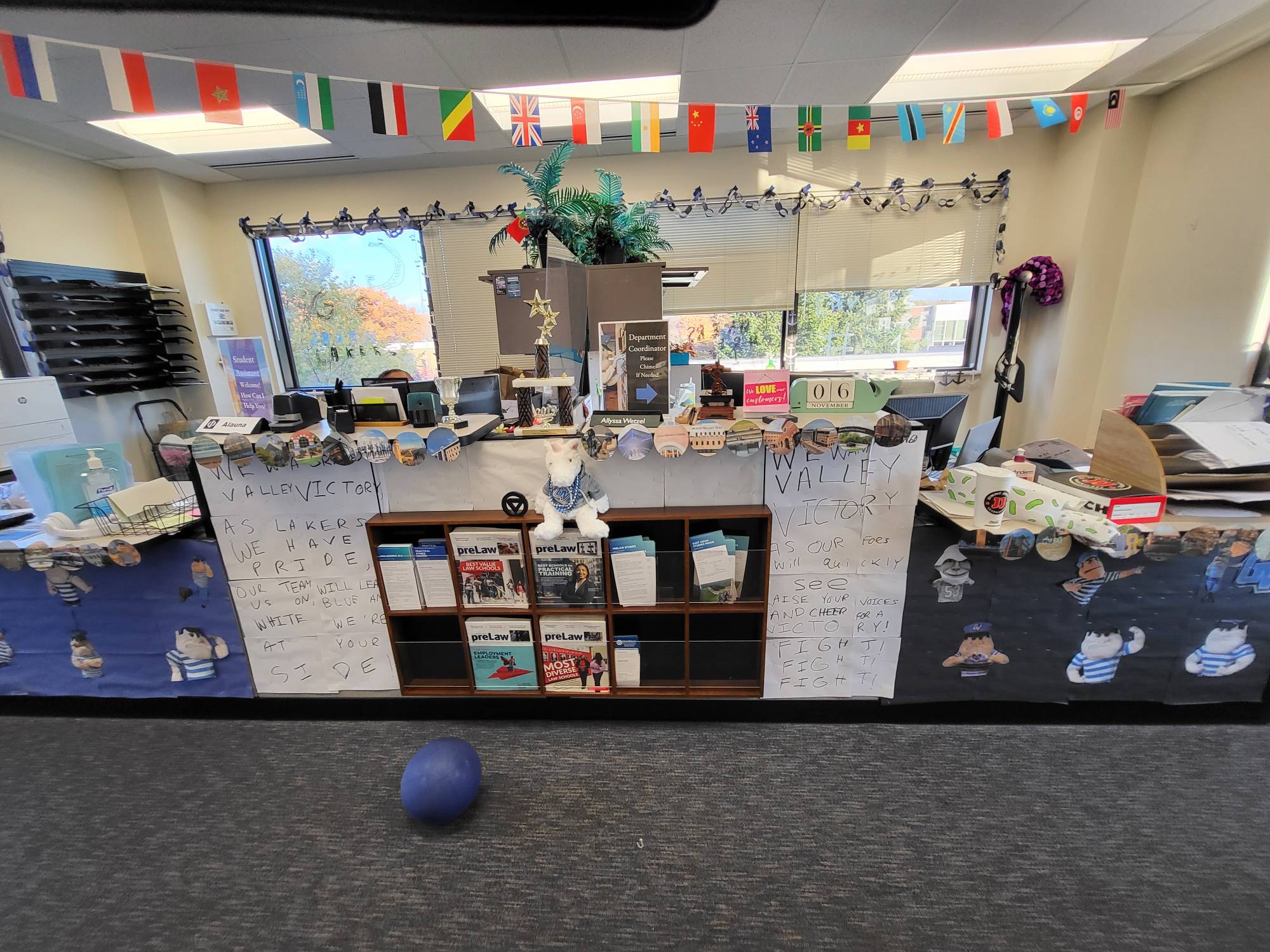 Philosophy department Homecoming decor, full front desk view
